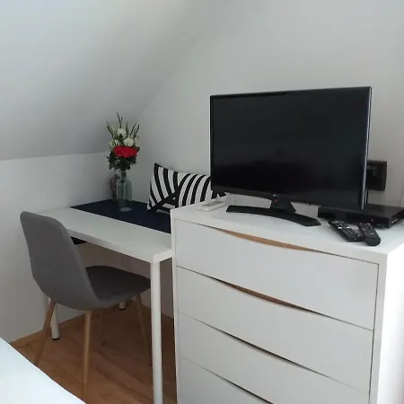 Art Balaton-gyenesdiás Apartman