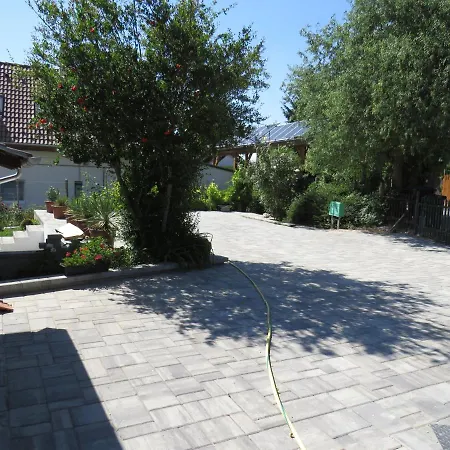 Art Balaton-gyenesdiás Apartman