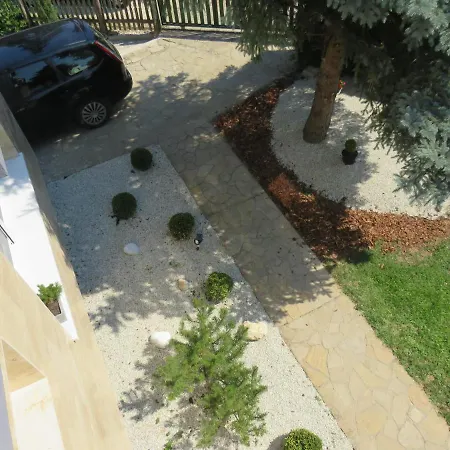 Art Apartmanhaz Balaton-gyenesdias *